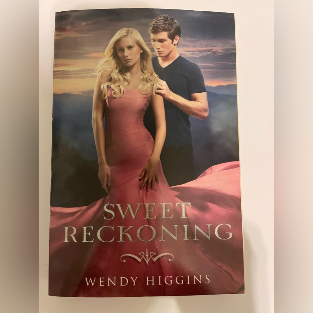 YA book | Sweet Reckoning by Wendy Higgins